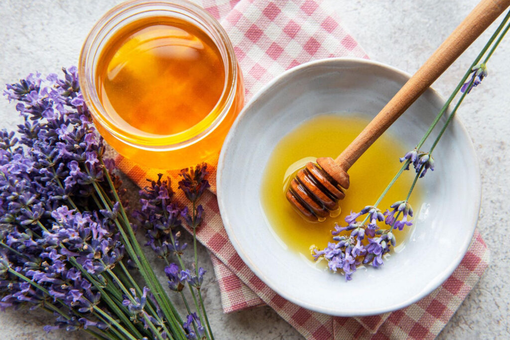 The 6 Awesome Skin Benefits of Honey